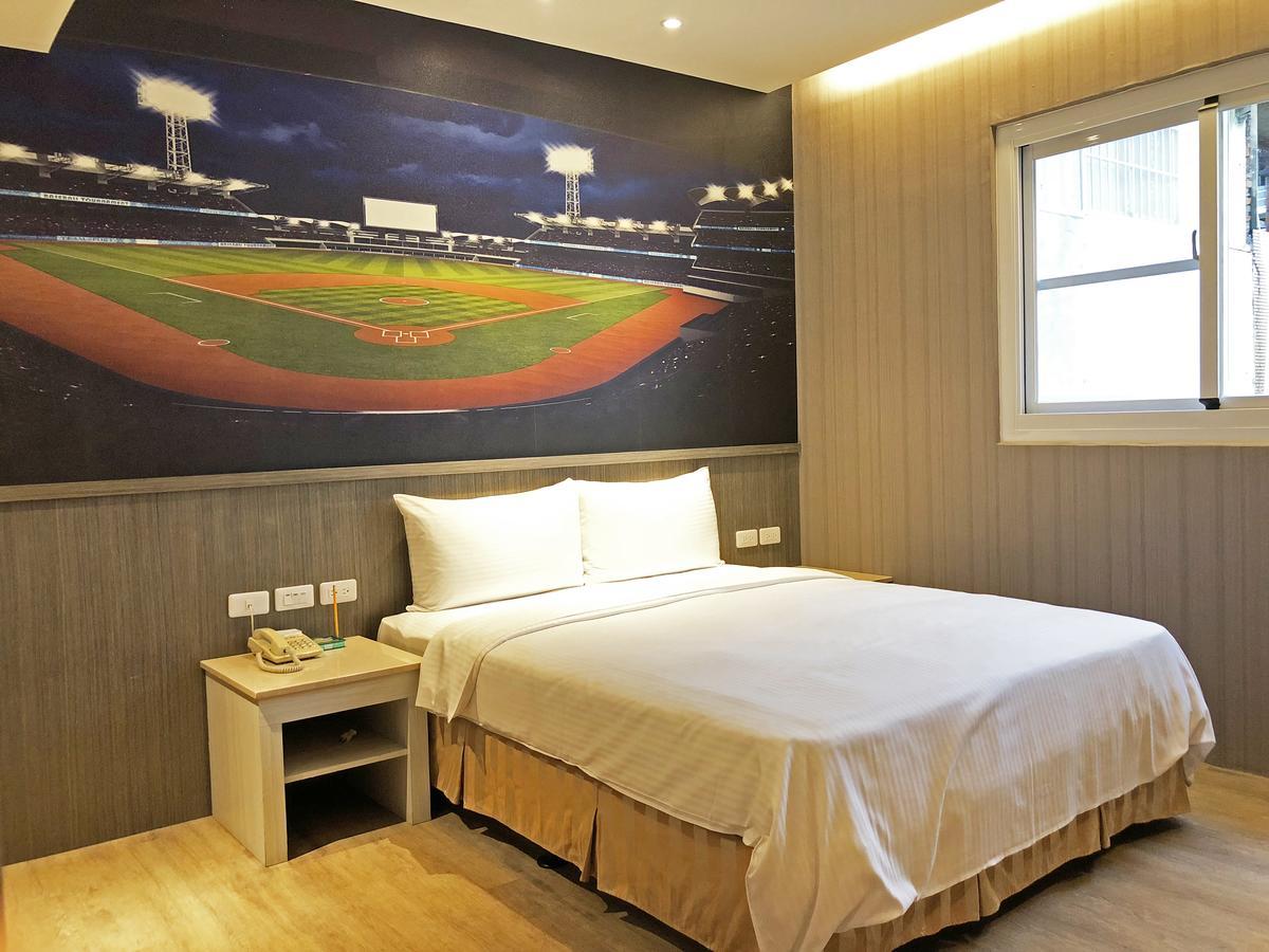 La Hotel-Baseball Theme Hall Kaohsiung Eksteriør billede